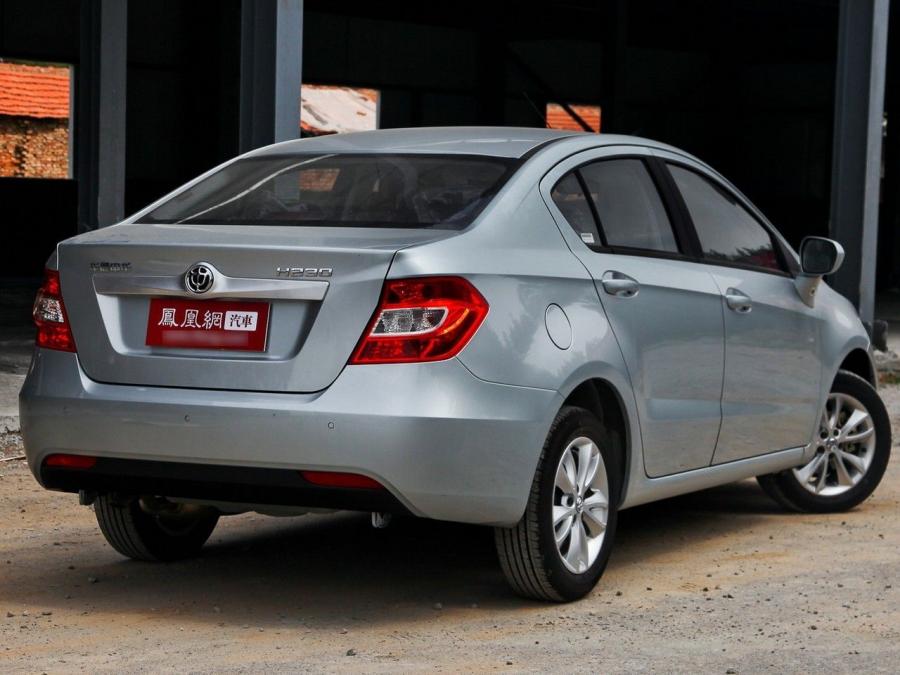  Brilliance H230 2012 года  (фото 3 из 5)